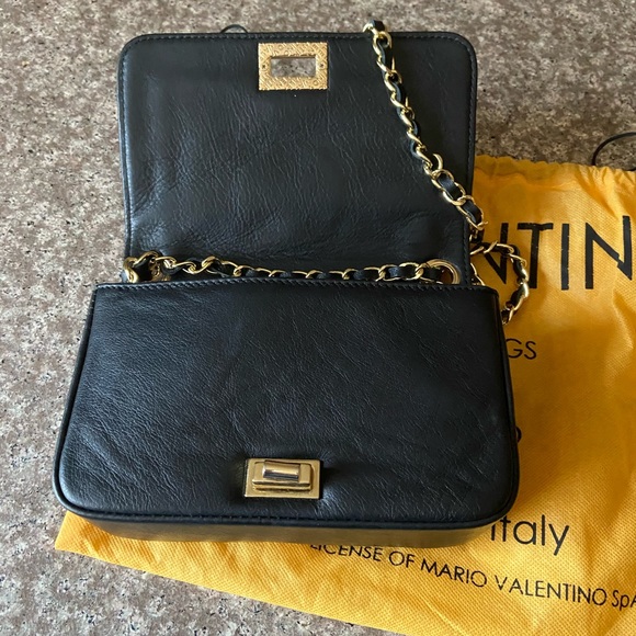 Valentino by Mario Valentino Shoulder Bag - Picture 6 of 7